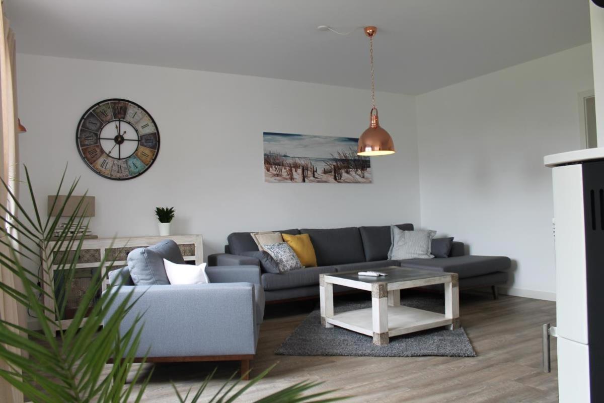 Ferienhaus Finja In Born Εξωτερικό φωτογραφία